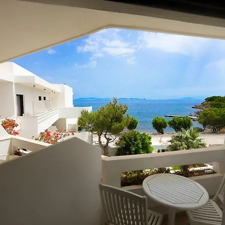 Hotel Aeolos Bay 3*