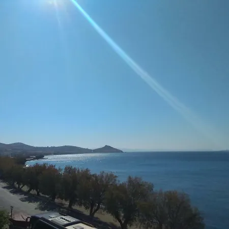 Aeolos Bay Tínos