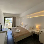 Hotel Aeolos Bay 3*